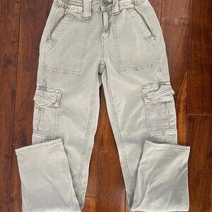 AMERICAN EAGLE CARGO PANTS in TAN/KHAKI